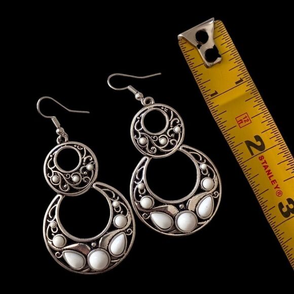 Boho Chandelier Dangle Earrings White Cabochons Silver Tone Western Whimsigoth. - Picture 2 of 16